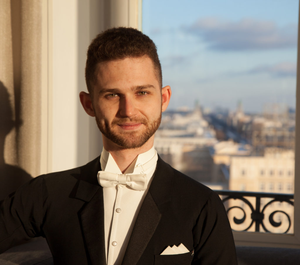 Aleksej im Ballsaal